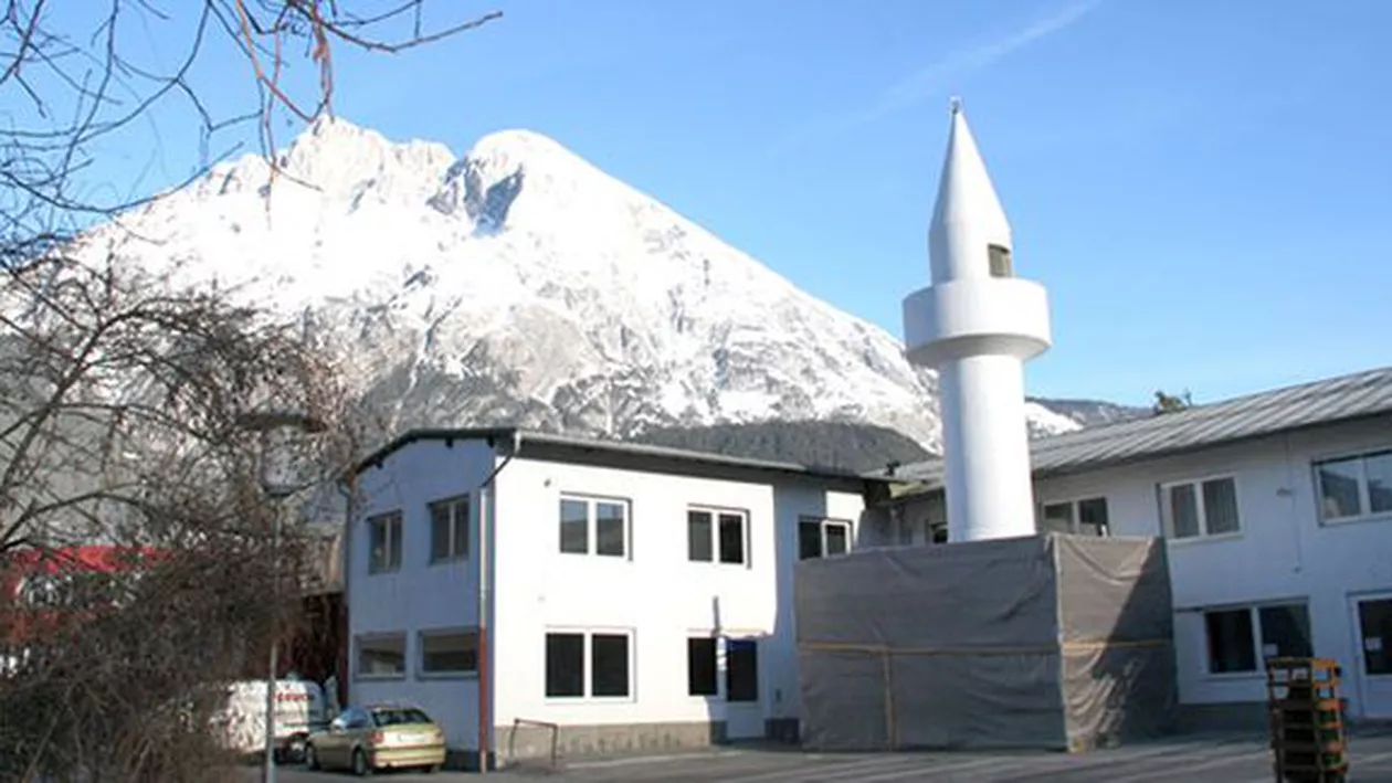 Austria a expulzat primul imam finanțat din exterior