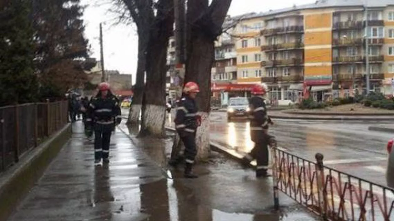 Sighetu Marmației: Două eleve s-au intoxicat cu monoxid de carbon în sala de clasă (VIDEO)