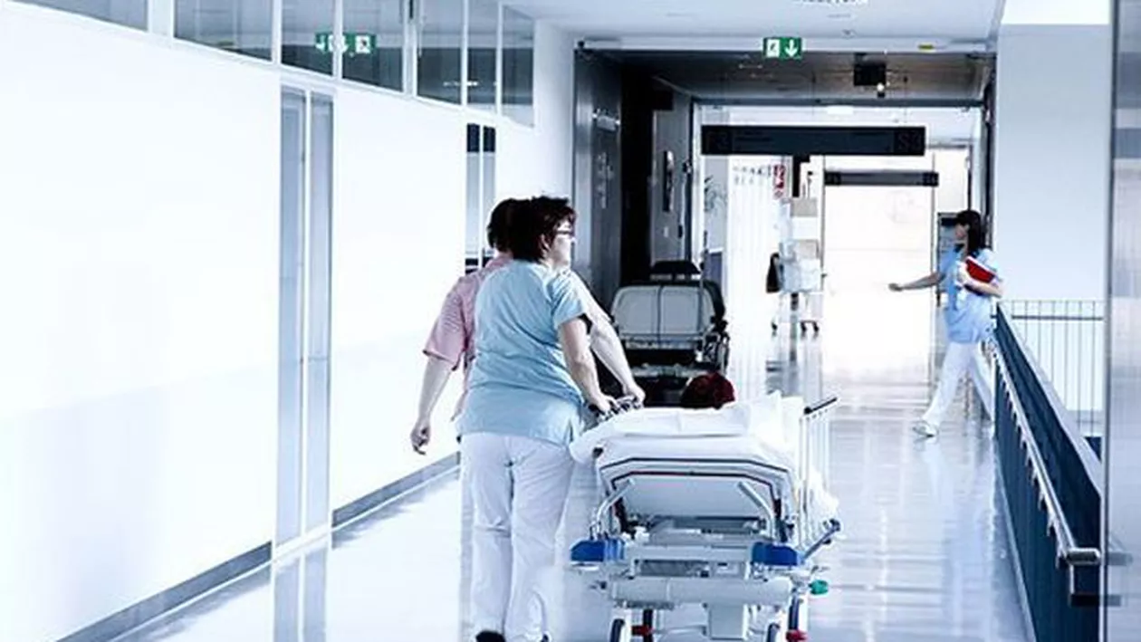 Accident mortal la Târgovişte. Un muncitor care tăia fier a fost lovit de o bară metalică