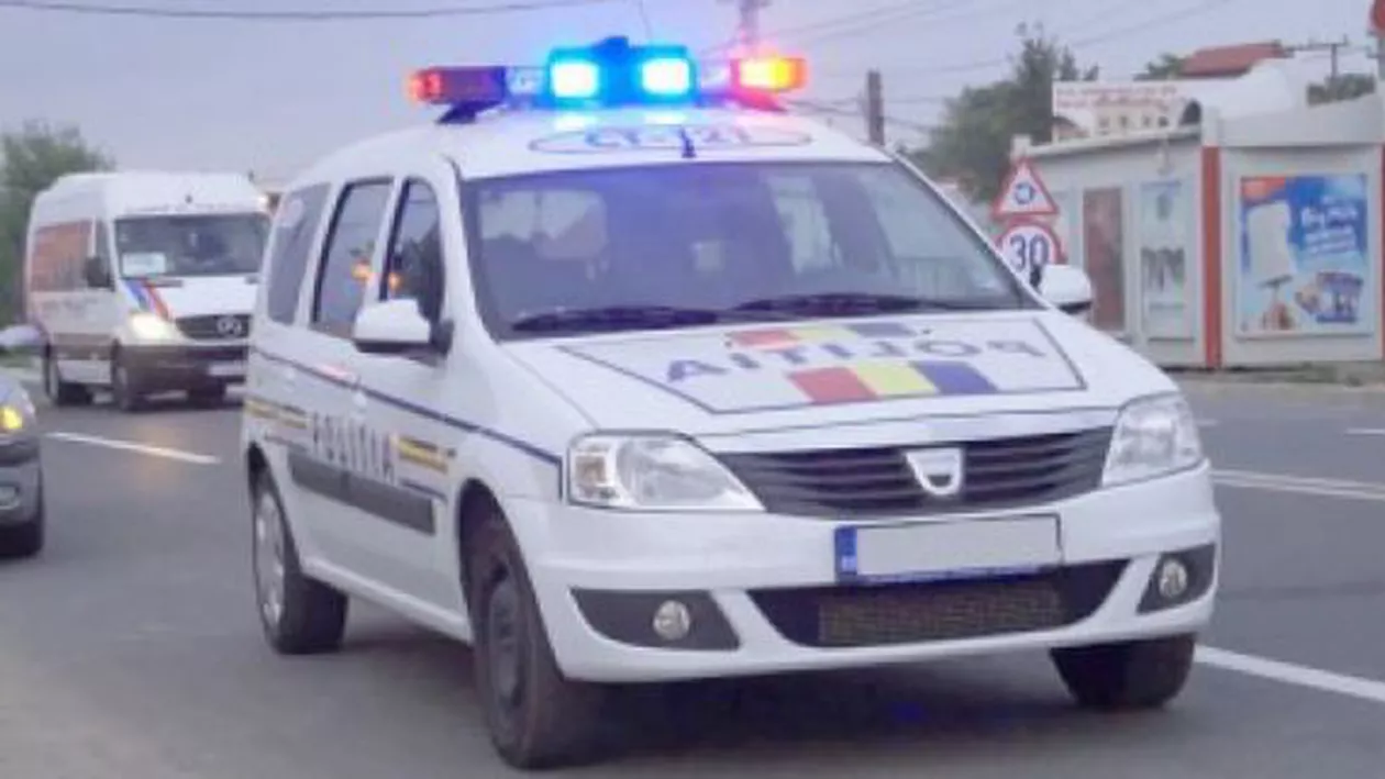 Ploiești: Focuri de armă și o urmărire ca în filme, după ce șoferul unui autovehicul nu a vrut să oprească la semnalele polițiștilor (VIDEO)