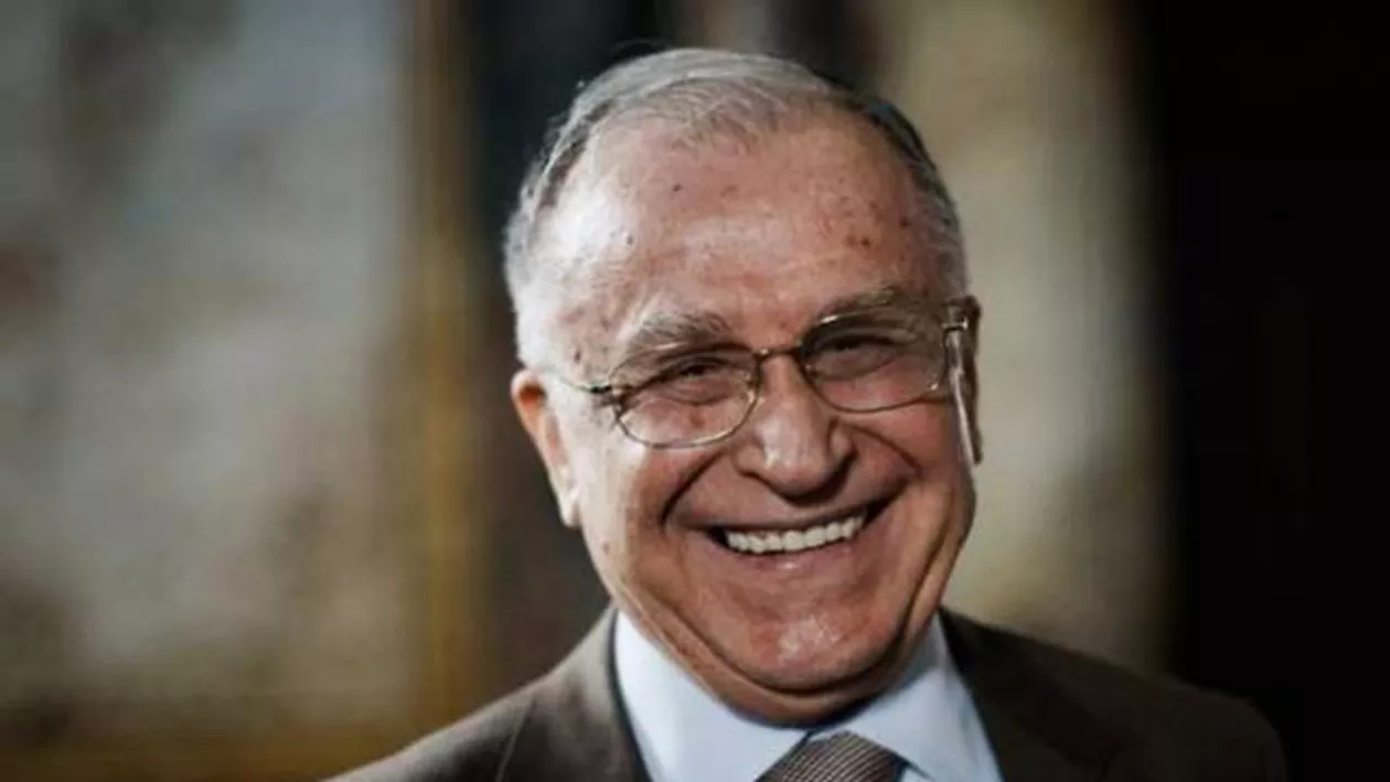 Ion Iliescu își serbează astăzi ziua de naștere. Fostul șef al statului împlinește 86 de ani (VIDEO)