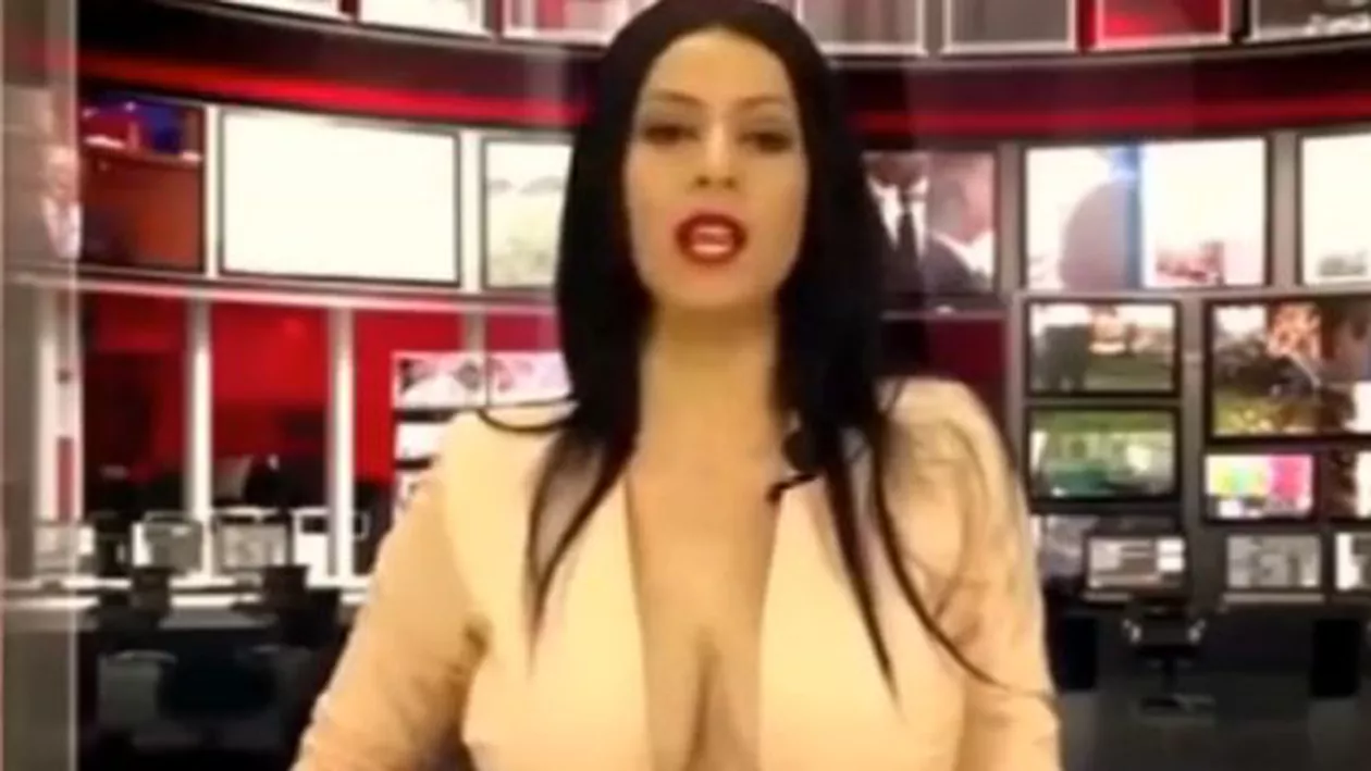 Strategie a unei televiziuni din Albania: Prezentatoarele știrilor apar în ținute provocatoare pentru a crește audiențele postului (VIDEO)