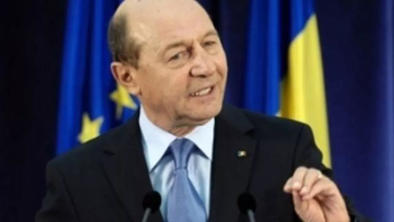 Traian Băsescu susține că la Consiliul European ar trebui să meargă Klaus Iohannis, nu Dacian Cioloș