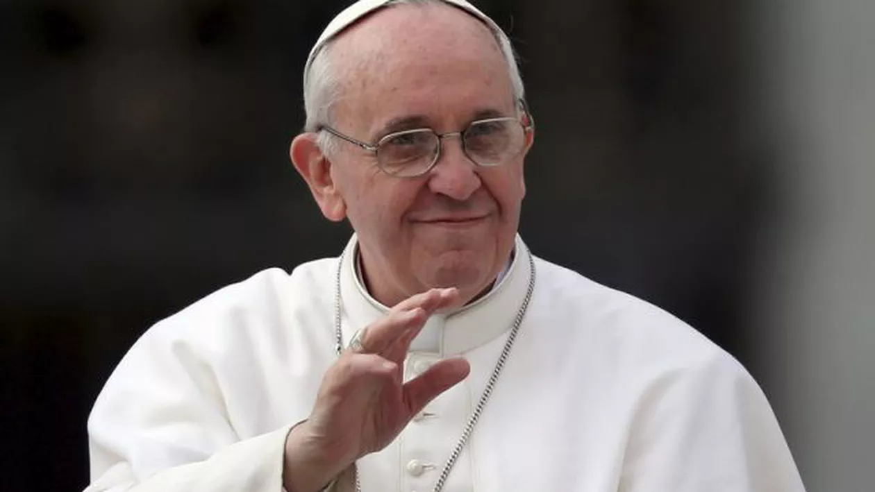 "Putem vorbi despre o invazie arabă în Europa", afirmă Papa Francisc în contextul crizei migranţilor