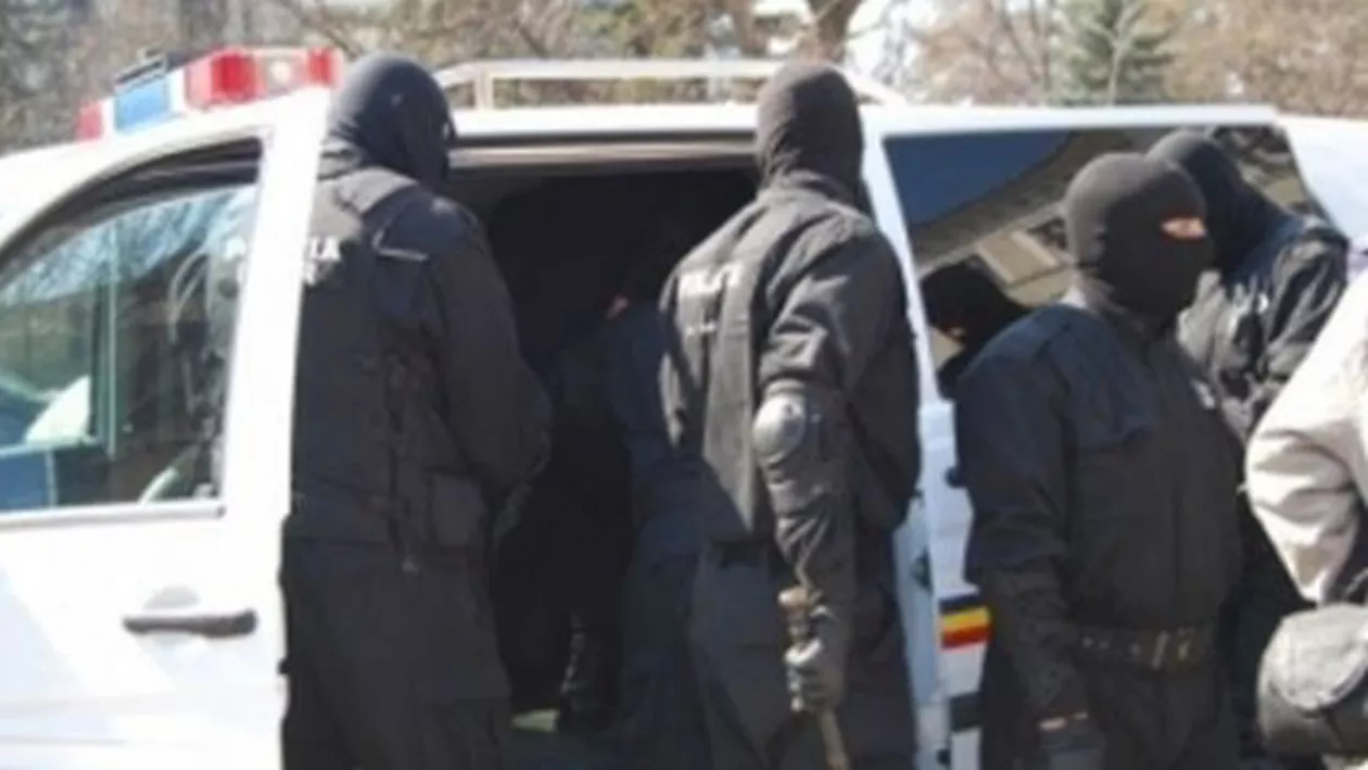 Suspiciuni de corupție la Primăria Focșani. Procurorii fac percheziții (VIDEO)