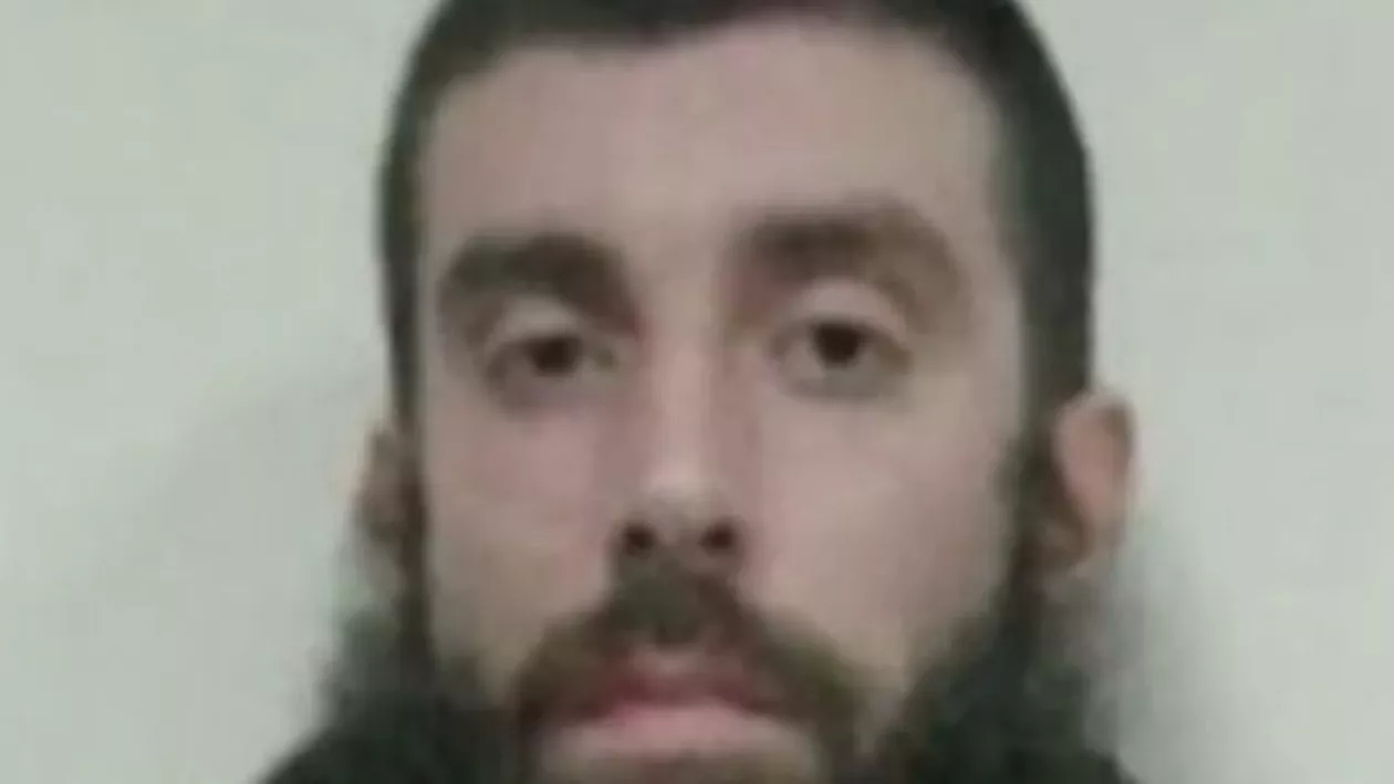 Un francez radicalizat a fost arestat în Maroc: Bărbatul avea în bagaje cuțite, bricege și o butelie de gaz