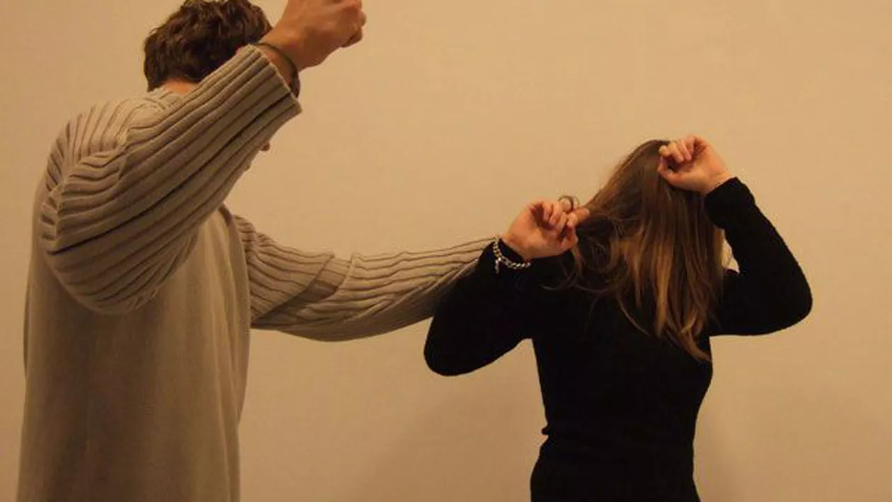 Fraudă cu fonduri europene. 24 de femei din Ialomița s-au dat bătute de soți pentru a lua bani de la U.E. (VIDEO)