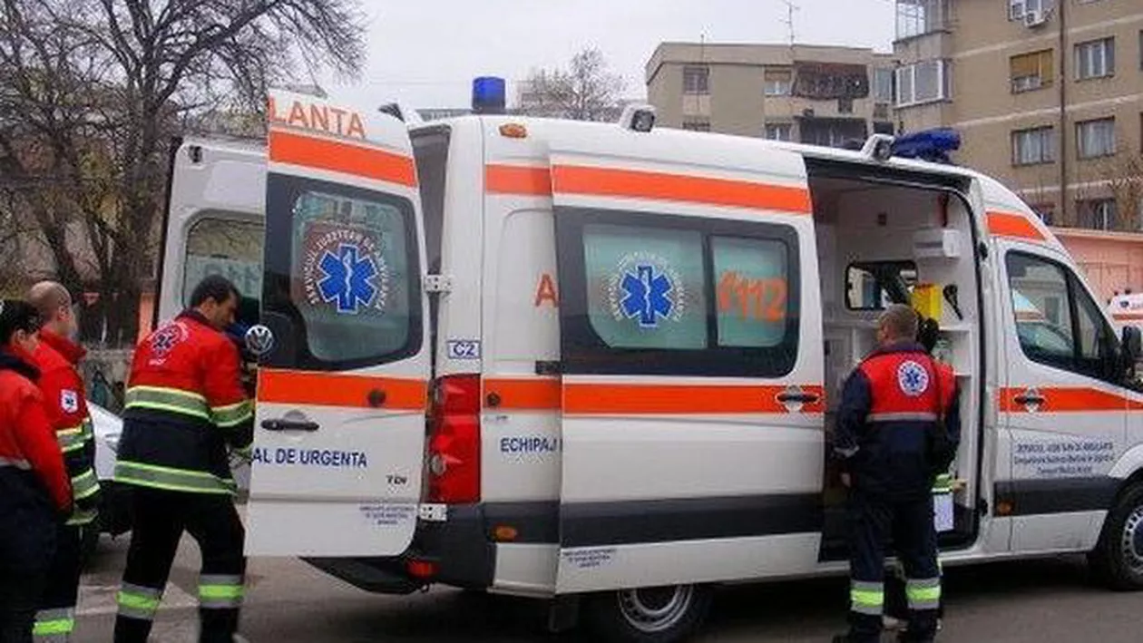 Șapte elevi din Vaslui s-au intoxicat cu monoxid de carbon la școală din cauza unei sobe care nu a fost curățată corespunzător