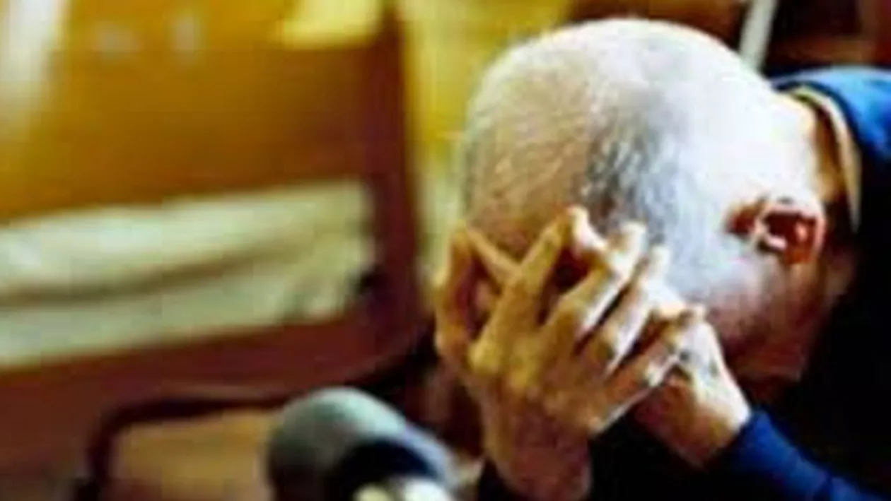 O româncă ne face din nou de rușine peste hotare. Femeia a vrut să agreseze un bătrân de 83 de ani de care avea grijă