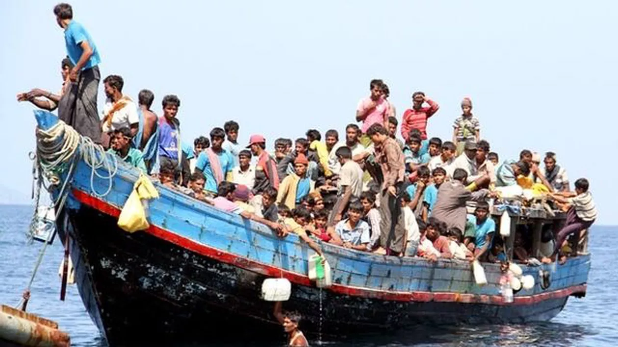 Autoritățile din Grecia mută imigranții de la frontiera cu Macedonia (VIDEO)