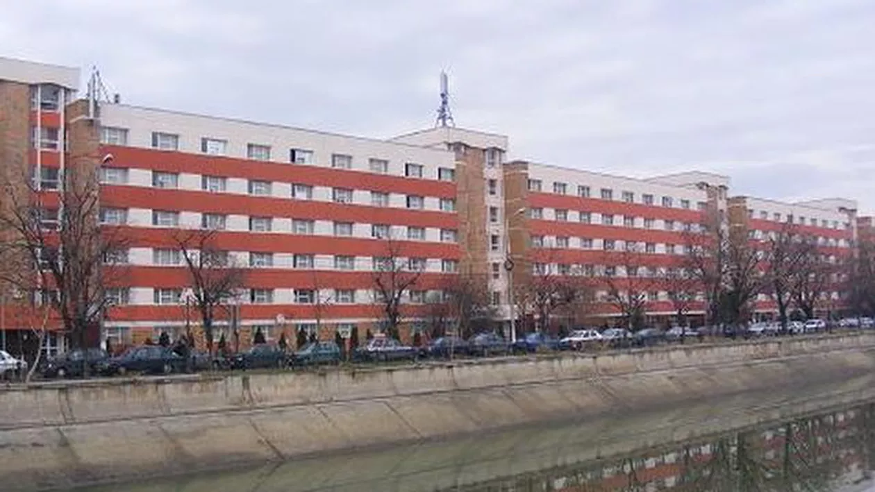 3000 de studenți din Regie vor protesta împotriva legii antifumat. Aceștia sunt nemulțumiți pentru că nu le mai este permis să fumeze în campus (FOTO)