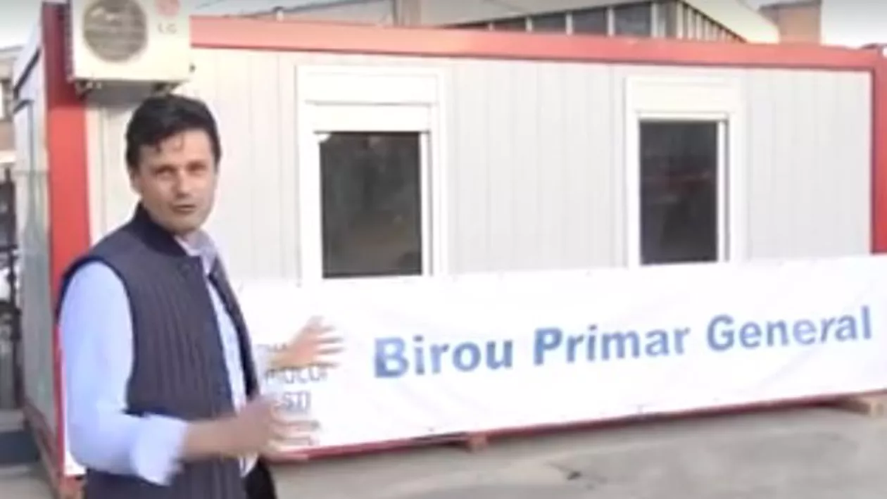 Răzvan Sava și-a făcut birou lângă lucrările de la Piața Sudului, la propriu: "Sunt prezent zilnic. Vreau să văd că se respectă programul" (VIDEO)