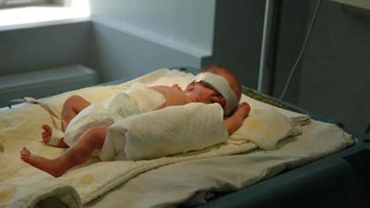 Baia Mare: O mamă, în vărstă de 23 de ani, și-a abandonat copilul nou-născut la o fermă părăsită