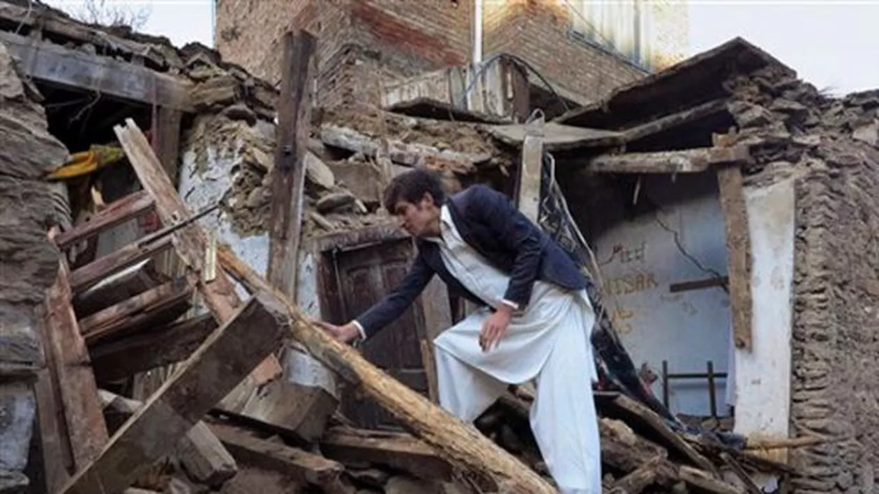 2 morți după producerea unui cutremur de 6,8 pe Richter în Afganistan, resimțit și în Pakistan și India