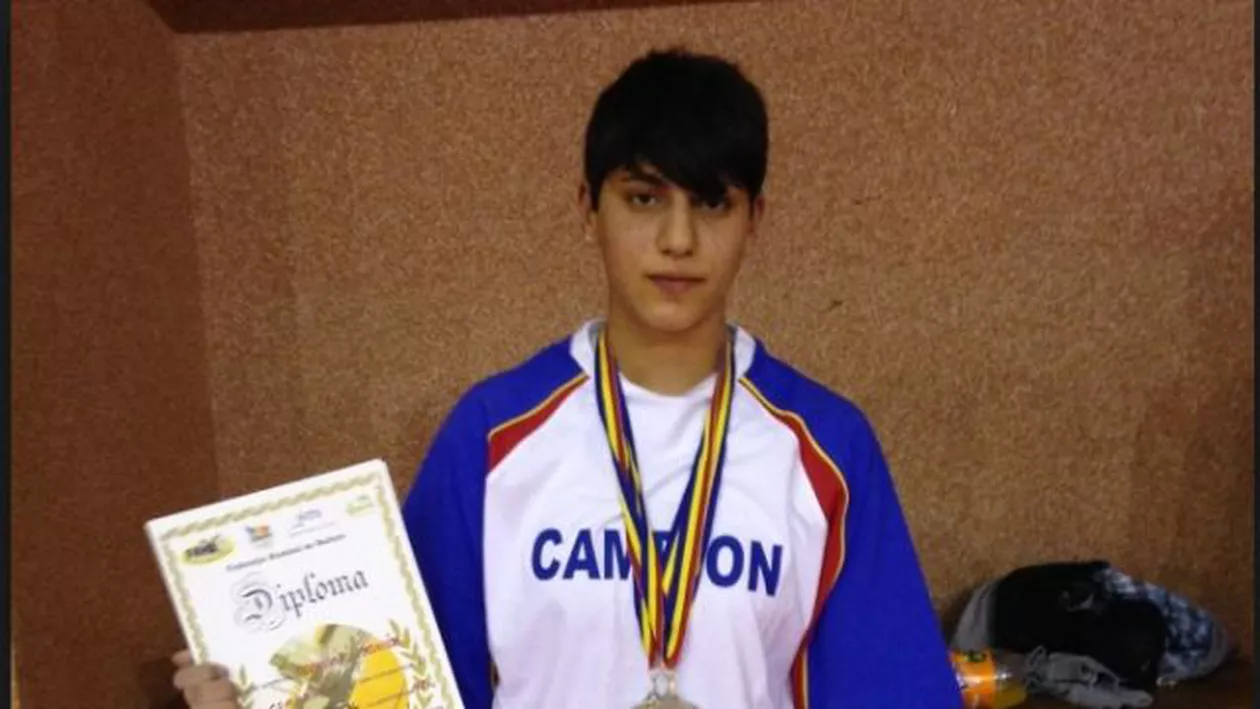 Monica Csengeri, campioană națională la haltere la doar 19 ani