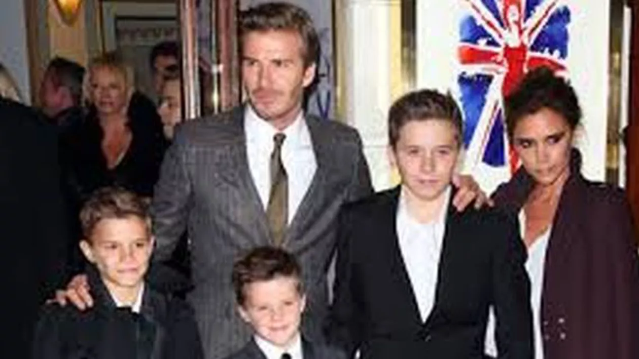 Cruz, fiul Victoriei Beckham, comparat de fani cu Justin Bieber după ce au ascultat o melodie interpretată de acesta (VIDEO)