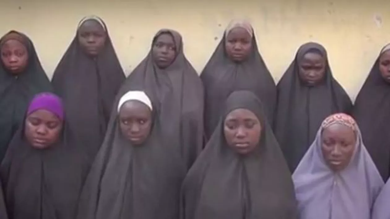 Boko-Haram a publicat o înregistrare video cu tinerele răpite în urmă cu doi ani, în Nigeria (VIDEO)