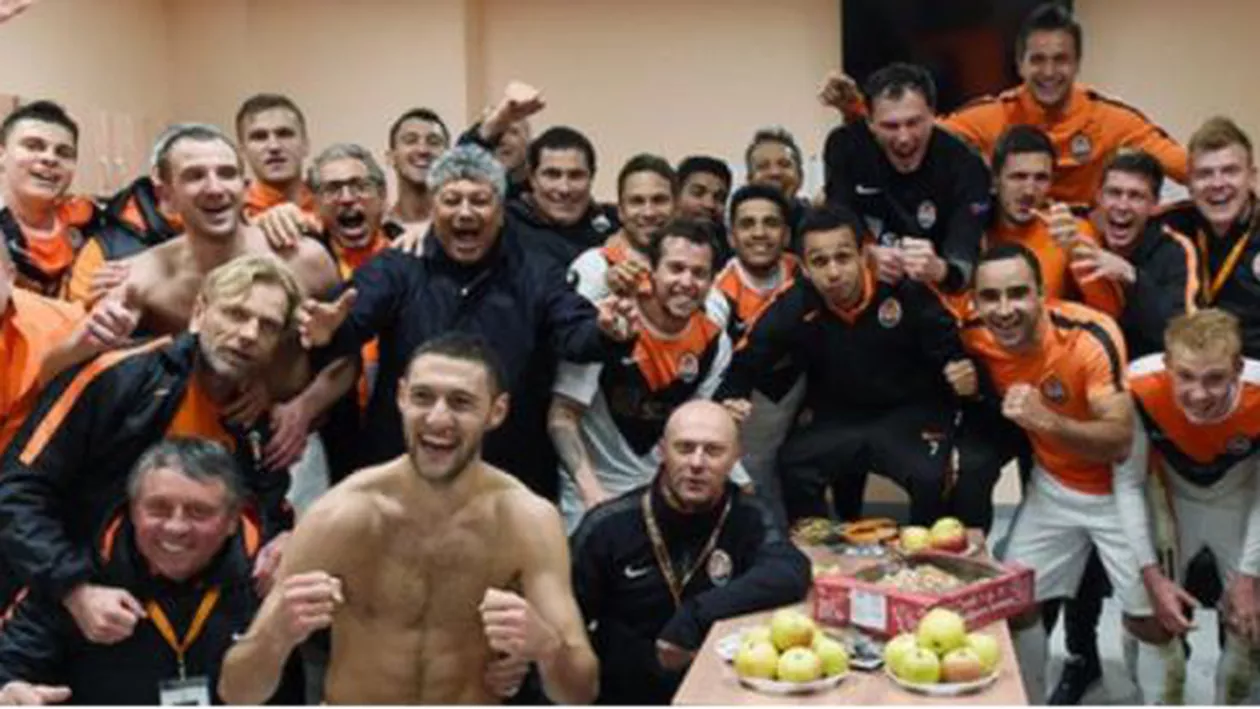 Cum au sărbătorit Lucescu și jucătorii lui Șahtior calificarea în semifinalele UEFA Chamions League (VIDEO)