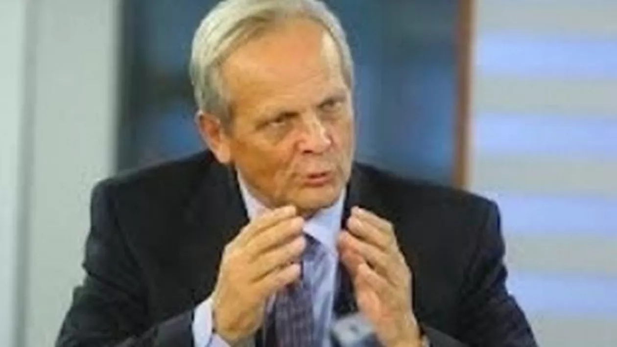 Stolojan, atac la Guvernul Cioloș: Ce s-a întâmplat cu Legea salarizării ne arată că, în acest domeniu, a fost o lipsă totală de experiență (VIDEO)