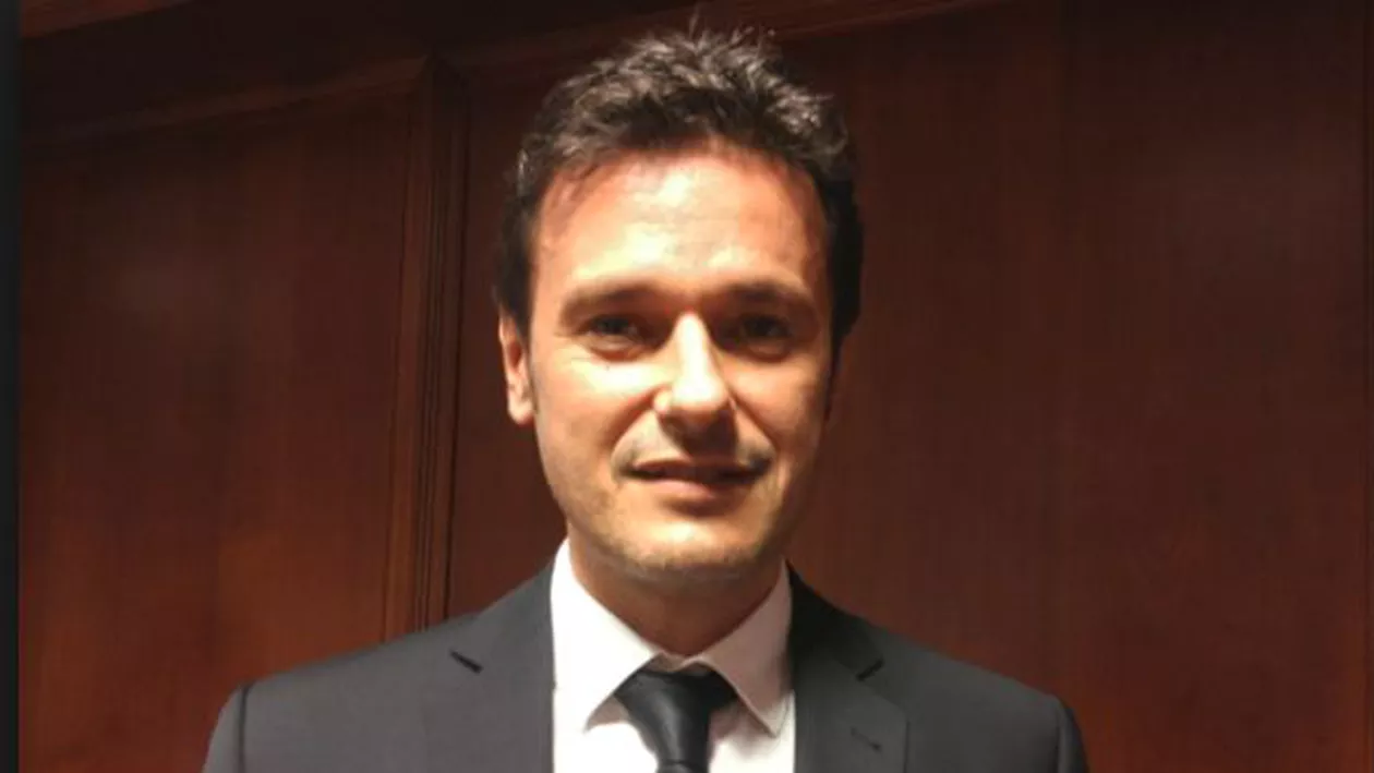 Răzvan Sava, primarul general interimar al Capitalei, și-a depus, miercuri, candidatura pentru Primăria Sectorului 4