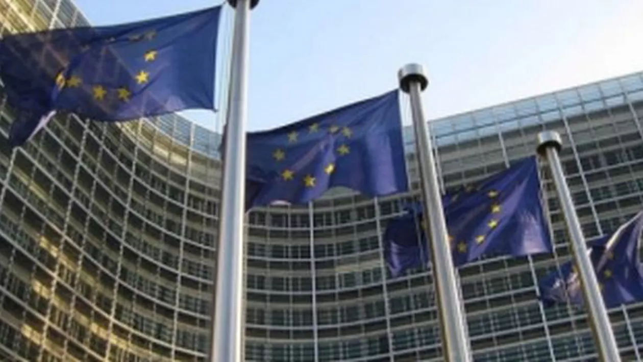 Comisia Europeană a propus eliminarea vizelor pentru ucrainenii care efectuează călătorii în UE mai scurte de 90 de zile