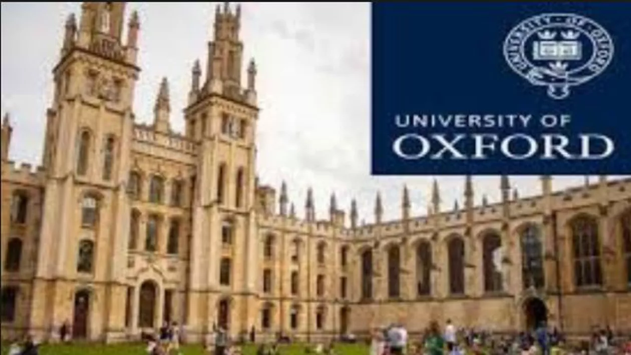 Un sfert dintre noii studenţi la informatică de la Oxford sunt români