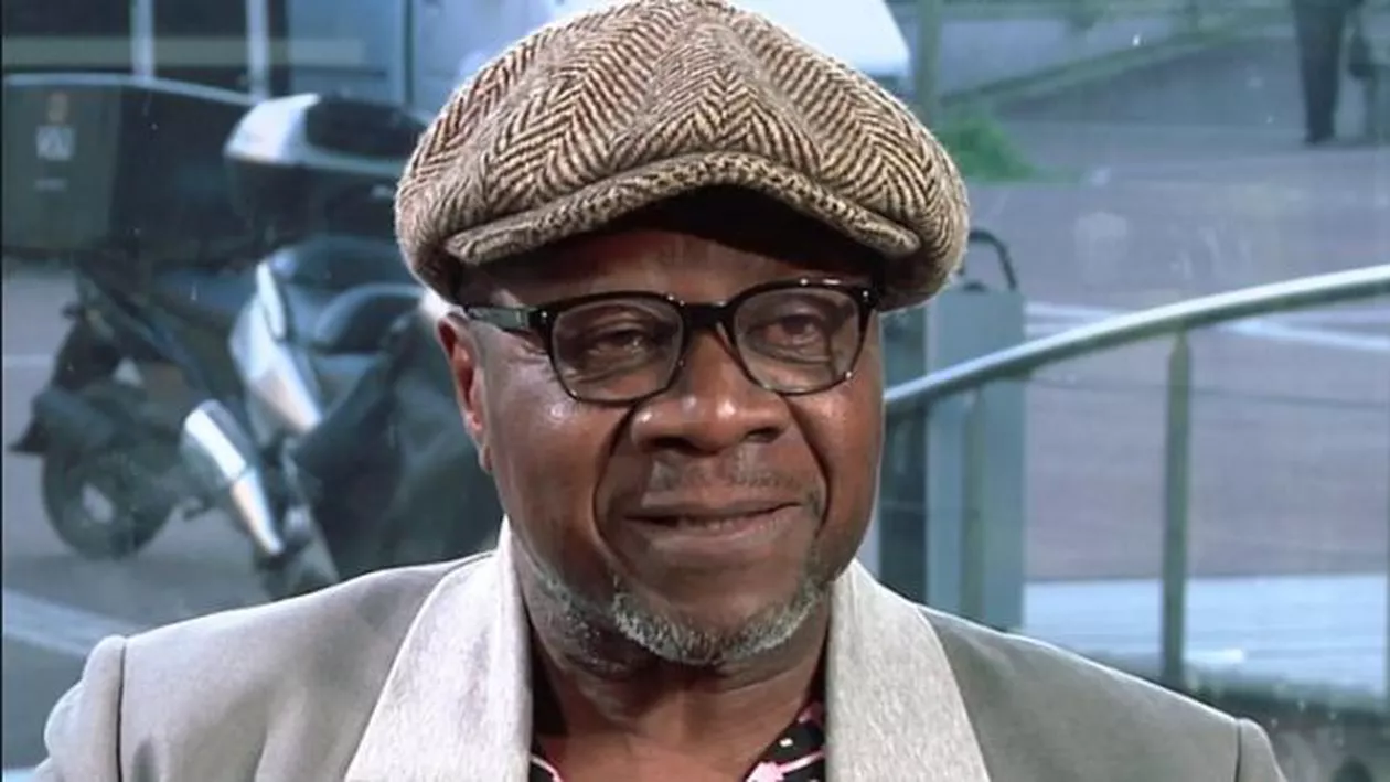 Papa Wemba, „regele muzicii rumba”, a murit pe scenă în timpul unui concert (VIDEO)