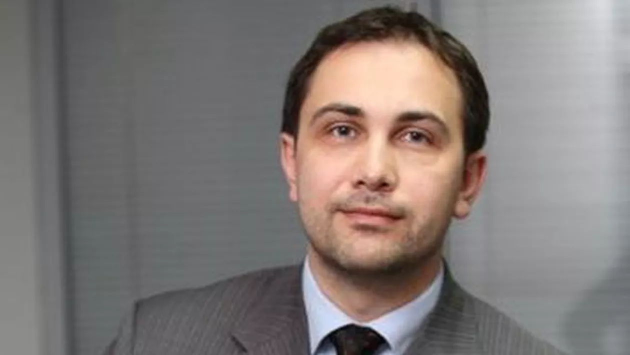 Victor Ponta recunoaște că a fost ironic atunci când a afirmat că Lucian Isar este ofițer acoperit: Faptul că îmi bat joc de GorghiuIsar are ca scuză doar că asta merită ei! (VIDEO)