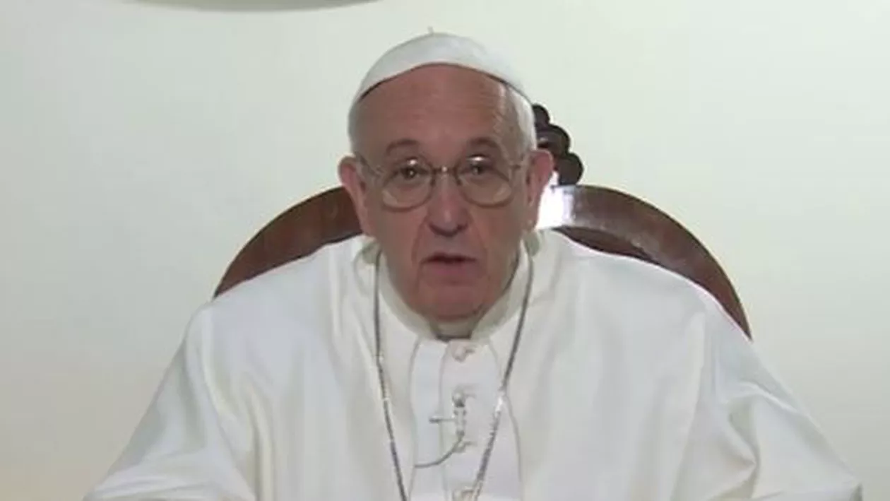Papa Francisc: „Trebuie să condamnăm violența sexuală la care sunt supuse femeile și să eliminăm obstacolele care împiedică deplina lor integrare în viața socială, politică și economică” (VIDEO)