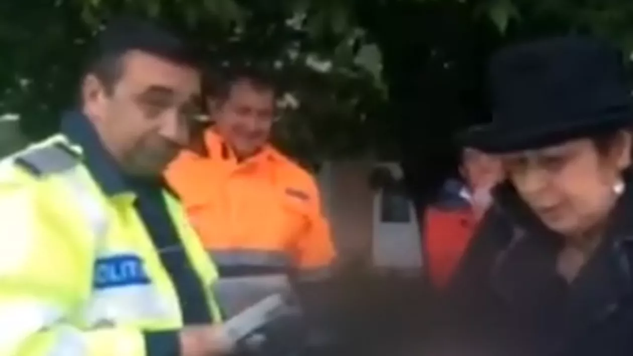 Prinsă beată la volan, o șoferiță a dat o explicație halucinantă: Iau medicamente pe bază de alcool (VIDEO)