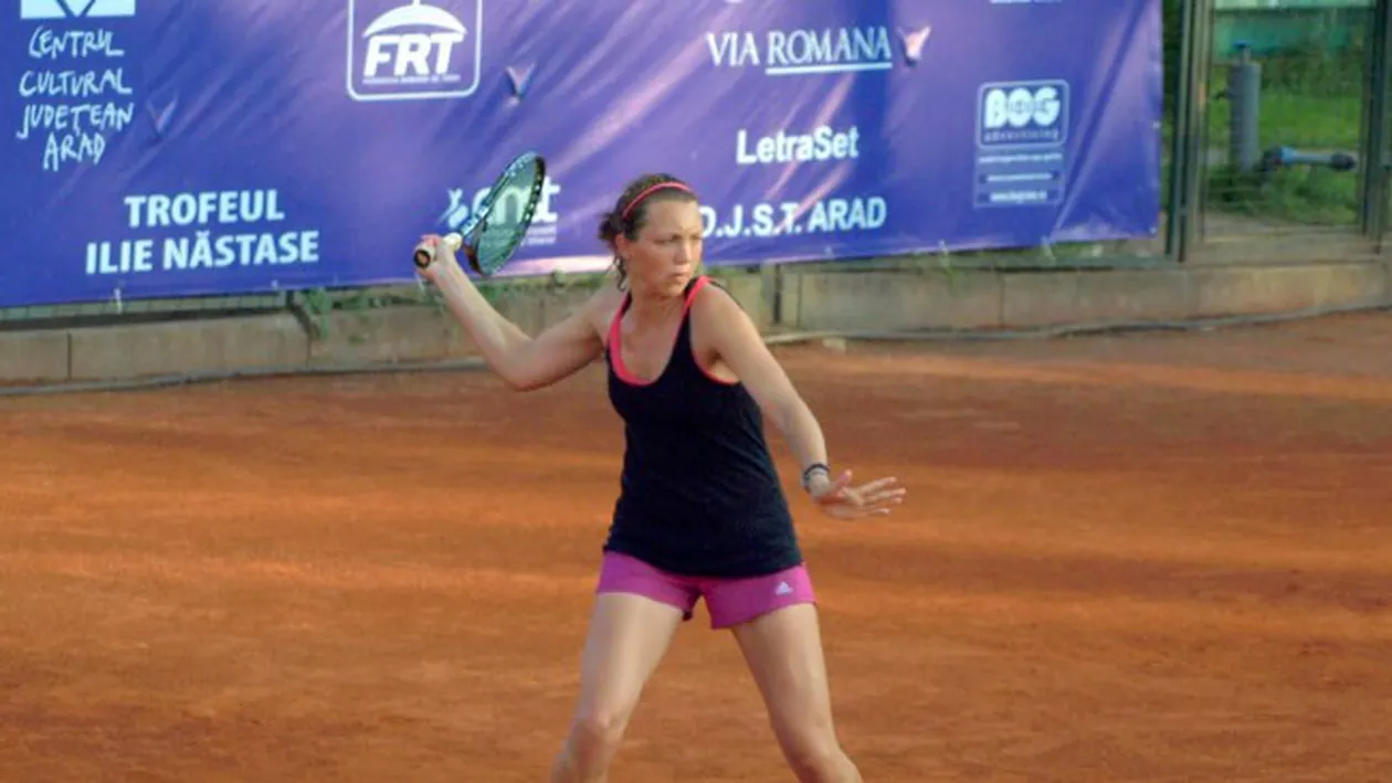 Patricia Țig, învinsă de Samantha Stosur în sferturile turneului de la Madrid. Australianca va juca sâmbătă împotriva Simonei Halep