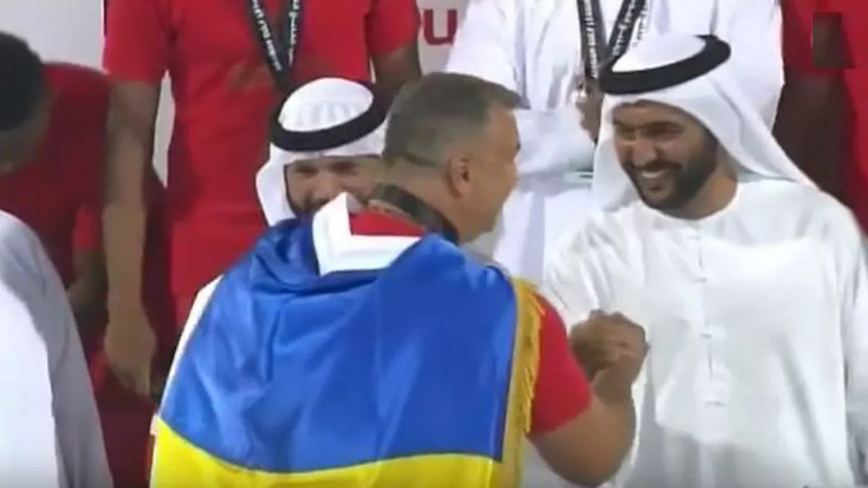 Cosmin Olăroiu, campion cu Al Ahli în Emiratele Arabe Unite. Este al doilea titlu câștigat de antrenorul român la această echipă (VIDEO)
