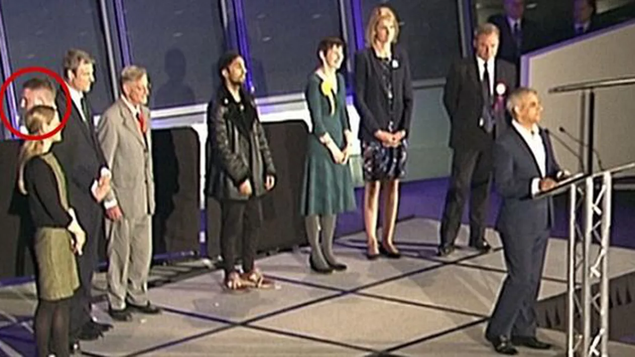 Primul primar musulman al Londrei, tratat cu spatele în timp ce își susținea discursul victoriei (VIDEO)