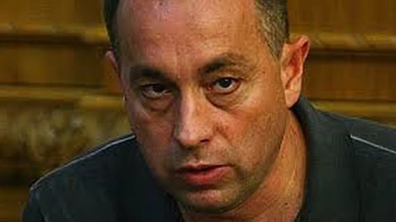 Cătălin Tolontan, în scandalul Hexi Pharma: De ce nu convoacă Parlamentul conducerea SRI ca să aflăm ce-i cu informările? (VIDEO)