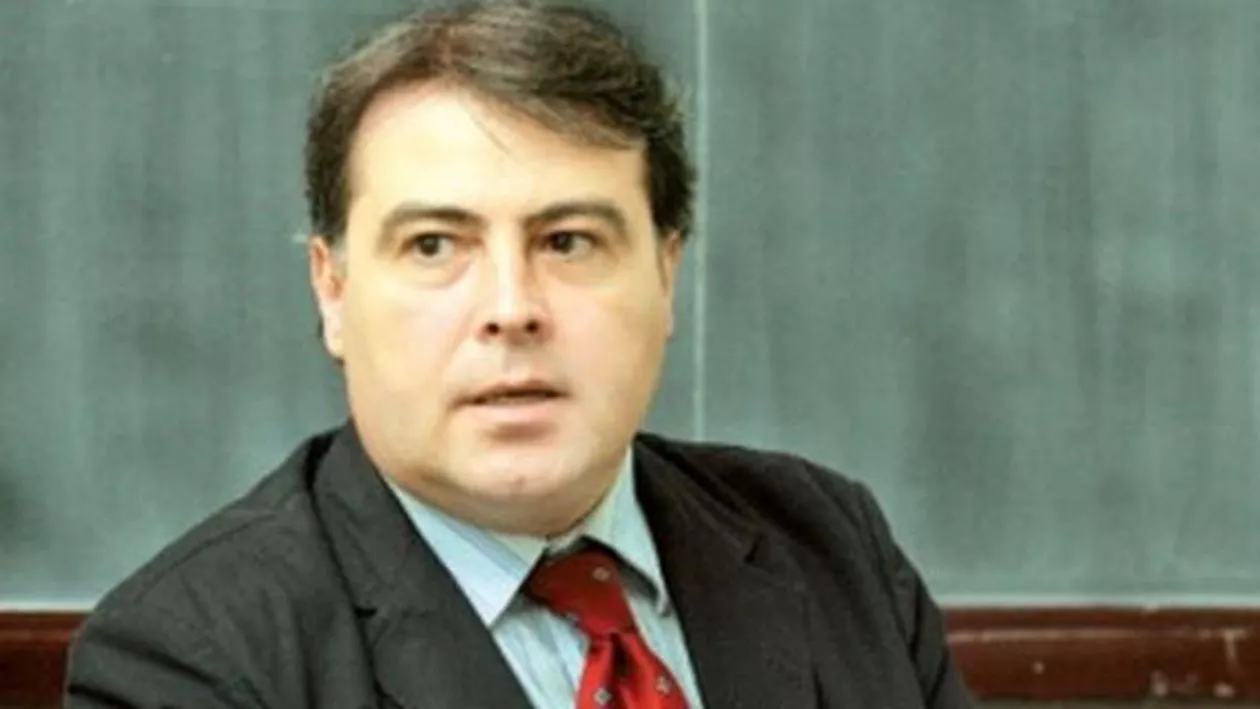 Fost ministru, informator SUA: Adrian Cioroianu apare ca informator în telegramele Wikileaks (VIDEO)