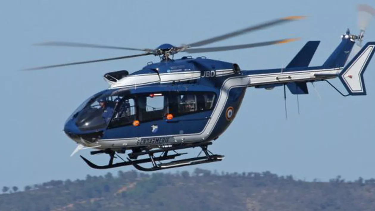Franţa: Un elicopter al jandarmeriei s-a prăbuşit. Patru oameni au murit