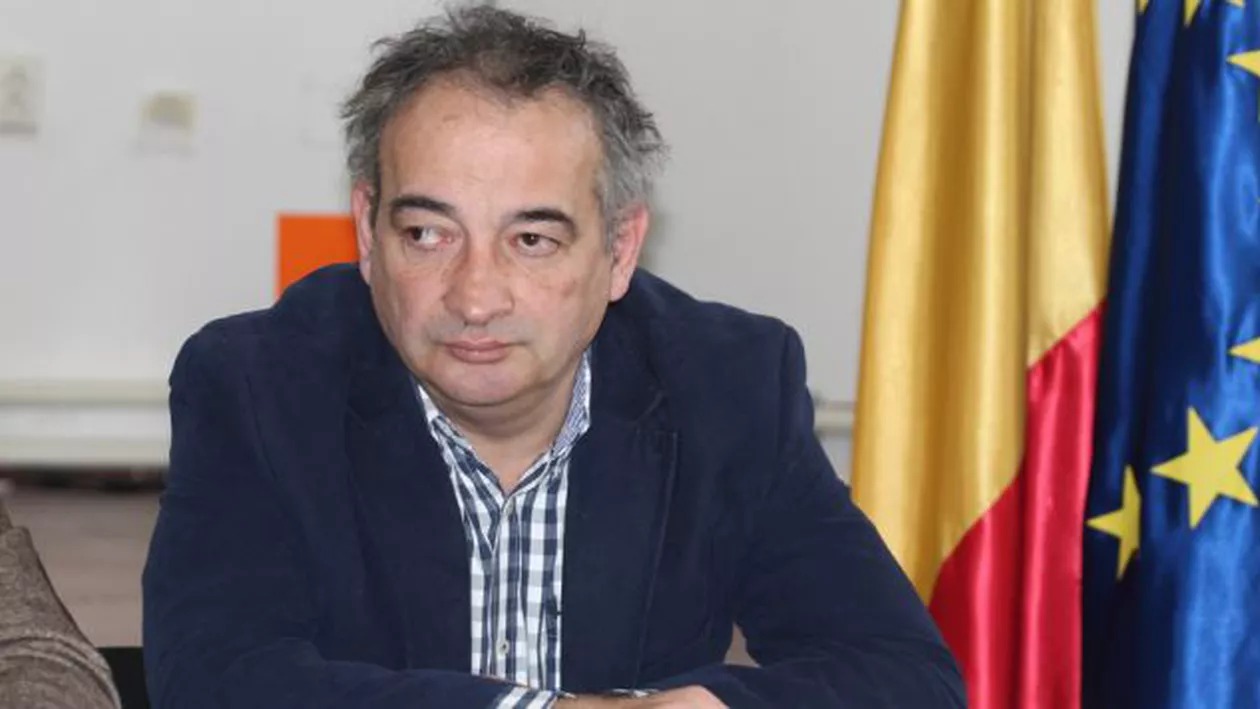 Șansa lor, neșansa Bucureștiului. Eurodeputatul Traian Ungureanu: "Gabriela Firea şi Nicuşor Dan duşmănesc bunul simţ"