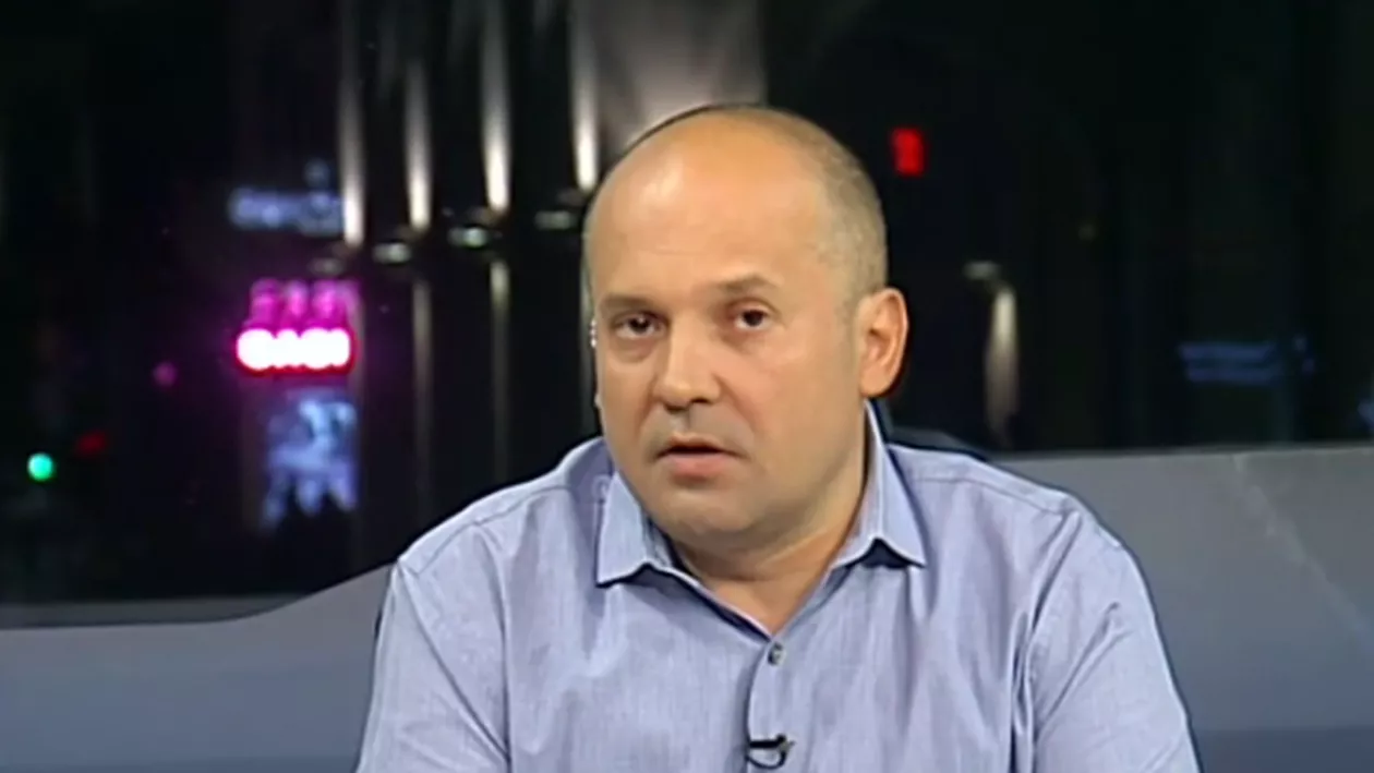 Radu Banciu: Macovei vrea amânarea alegerilor pentru că sunt morți pe listele PSD și PNL. Oricum, omul dă votul PSD și înainte și după, din inerție, prostie, pentru că e obligat, dar îl dă (VIDEO)
