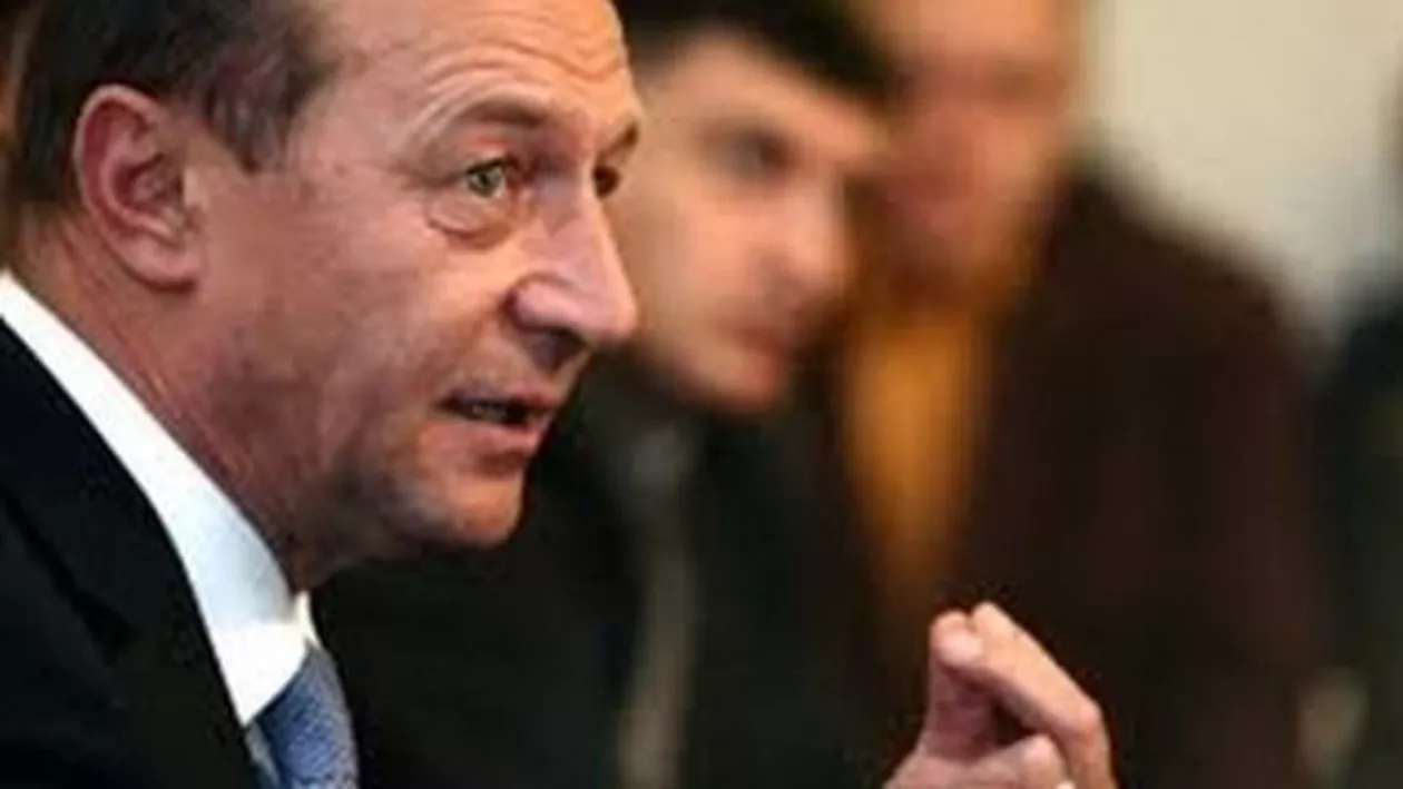 Băsescu, despre moartea lui Dan Condrea: Exclus ca vreun serviciu românesc să se ocupe cu aşa ceva. Ştiu foarte bine cum lucrează serviciile. Te pot compromite, te pot ajuta să ai un dosar, dar nu să meargă la abordări de tip mafiot