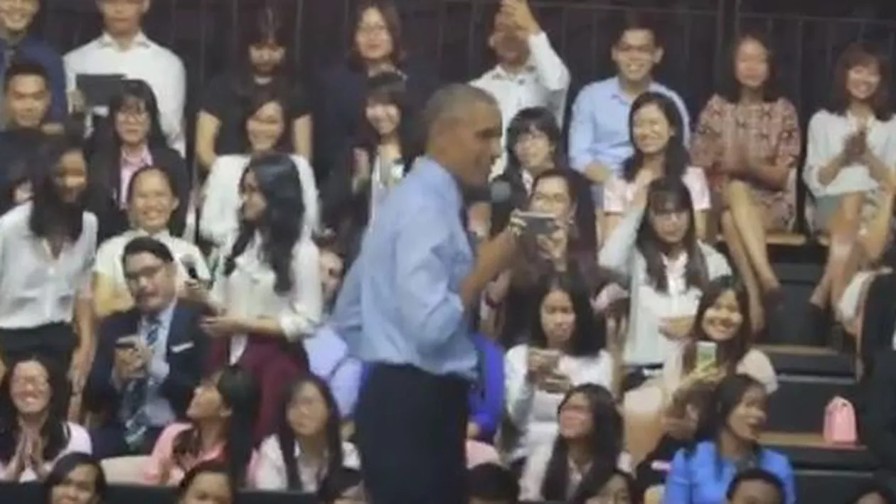 Barack Obama, în duet cu o cântăreață vietnameză de hip-hop (VIDEO)