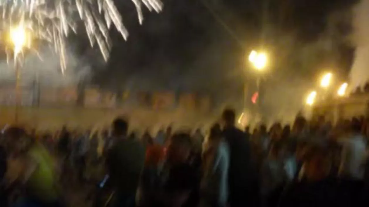 Rusia: Un mort și 10 răniți după ce un spectacol de artificii a degenerat într-o scenă macabră (VIDEO)