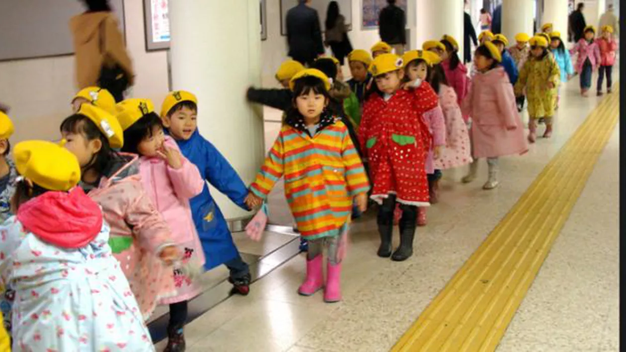 Țara în care copiii merg singuri la grădiniță, cu metroul, de la vârsta de patru ani