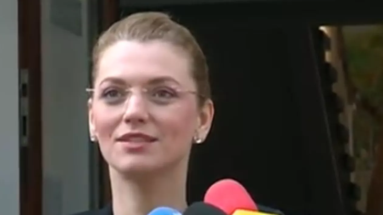 Gorghiu s-a emoționat! Copreședinta PNL și-a uitat buletinul în secția de votare (VIDEO)
