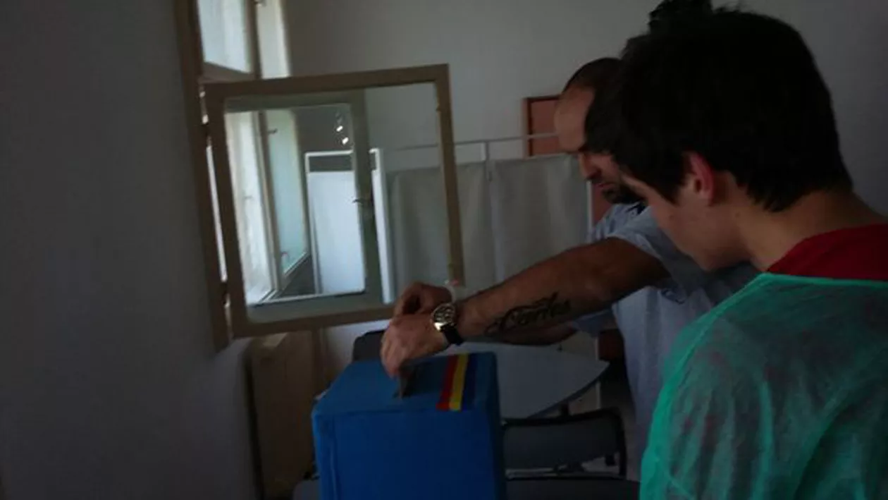 Urnă mobilă în spitalele gălățene! Pacienții și-au cerut dreptul la vot, în ciuda problemelor de sănătate (FOTO)