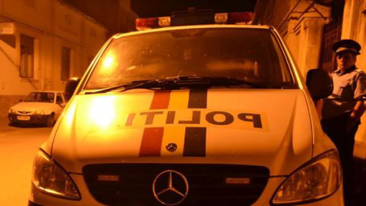 Scandal de proporții la Iași! O femeie, la un pas de-a fi bătută de patroana unui club