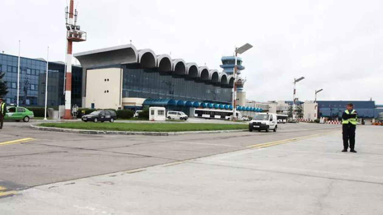 Incident de securitate pe aeroportul Otopeni: Zeci de oameni au intrat în ţară fără ca actele lor să fie controlate de poliţiştii de frontieră (VIDEO)