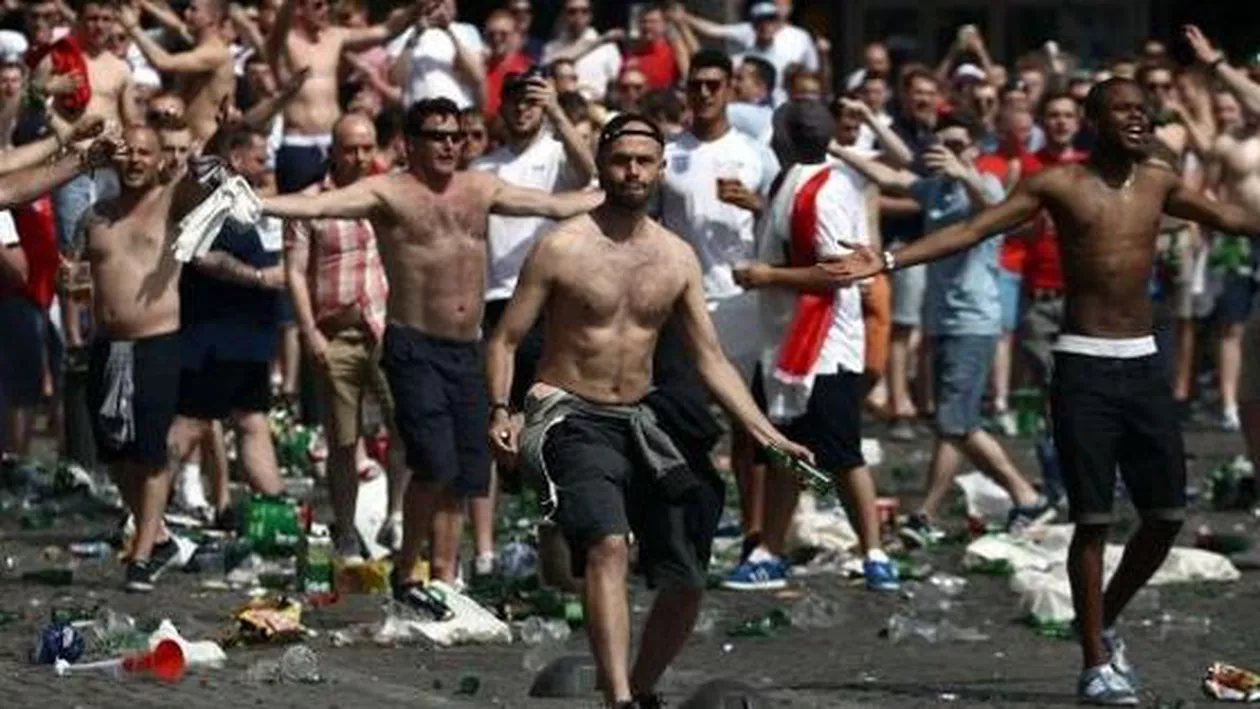 “Foarte bine, băieți! Continuați!”. Reacție neașteptată a unui deputat rus cu privire la bătaia dintre suporteri de la EURO