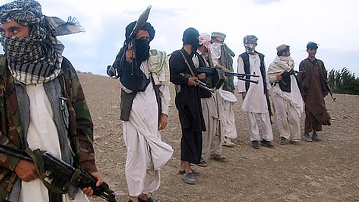 Peste 20 de oameni au murit în două atentate comise în Afganistan