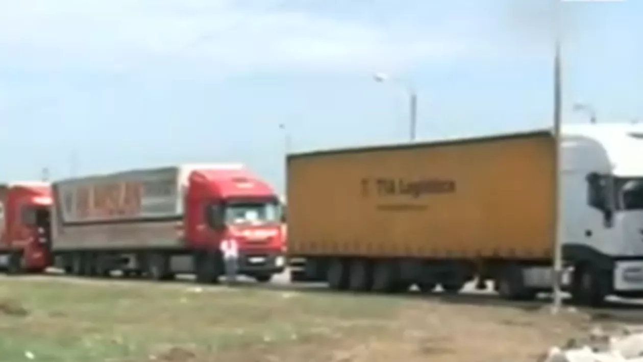 Traficul pe DN7, îngreunat în urma producerii unui accident (VIDEO)