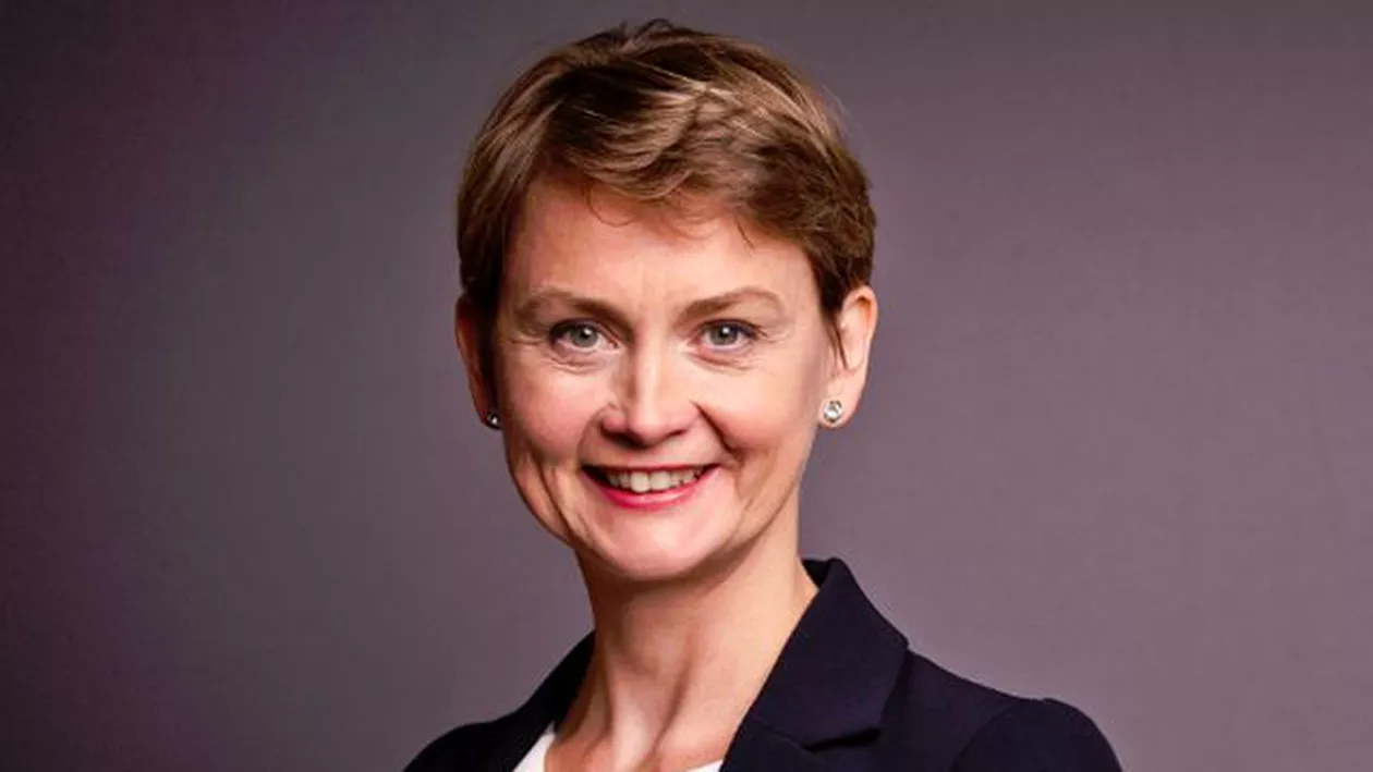 După uciderea deputatei Jo Cox, un alt parlamentar britanic pro-UE este ameințat: "Îţi voi omorî copiii şi nepoţii" (FOTO)